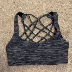 Lululemon sports bra size 2. Never worn!